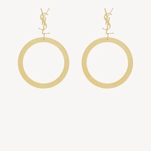 CASSANDRE PENDANT HOOP EARRINGS IN METAL
GOLD!Worn ones ! New ! collection!